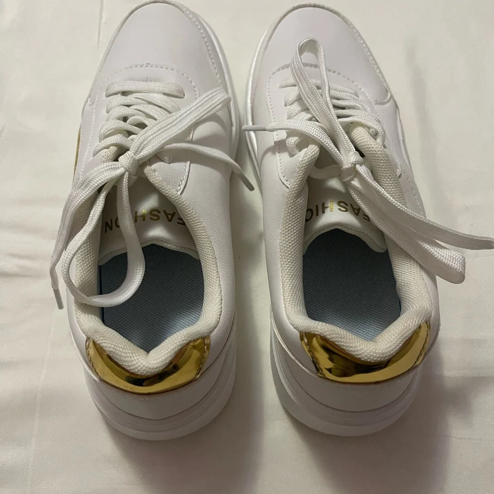 Elegant White and Gold Women's Sneakers